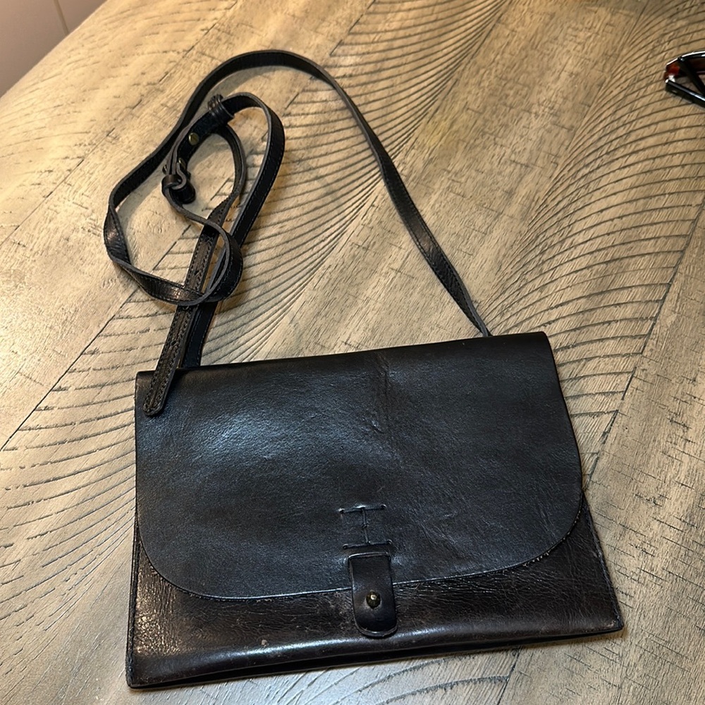 Black genuine leather crossbody bag Lucky Brand purse